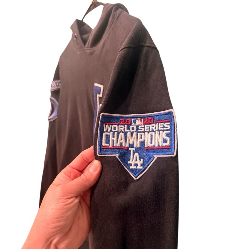 Pro Standard Los Angeles Dodgers Classic Chenille men's pullover hoodie in black - Picture 4 of 10